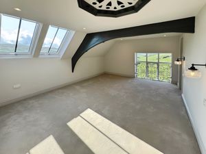 Photo 12- click for photo gallery